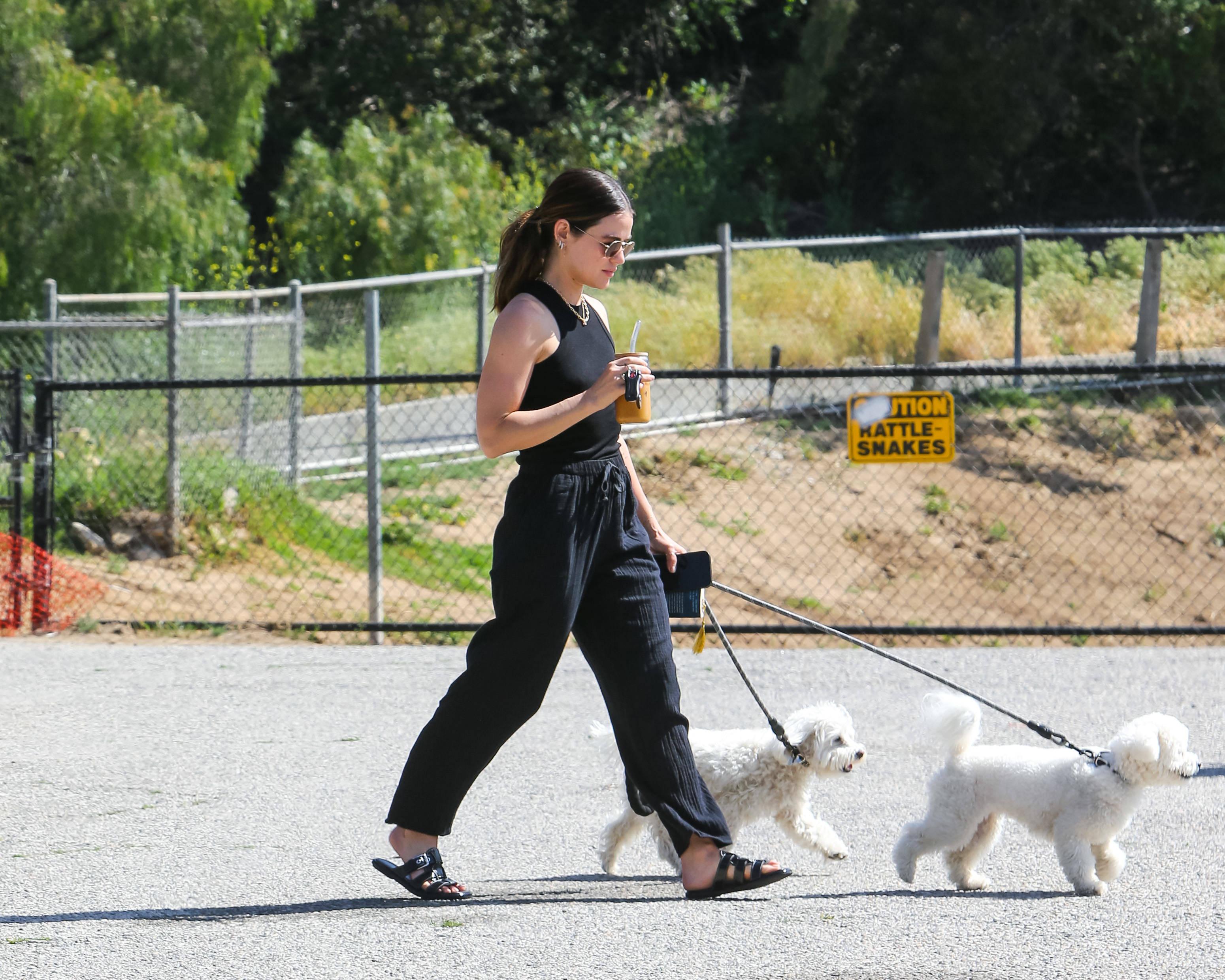 Was sind Slacks? Definition und Geschichte der Hosenart BUNTE.de